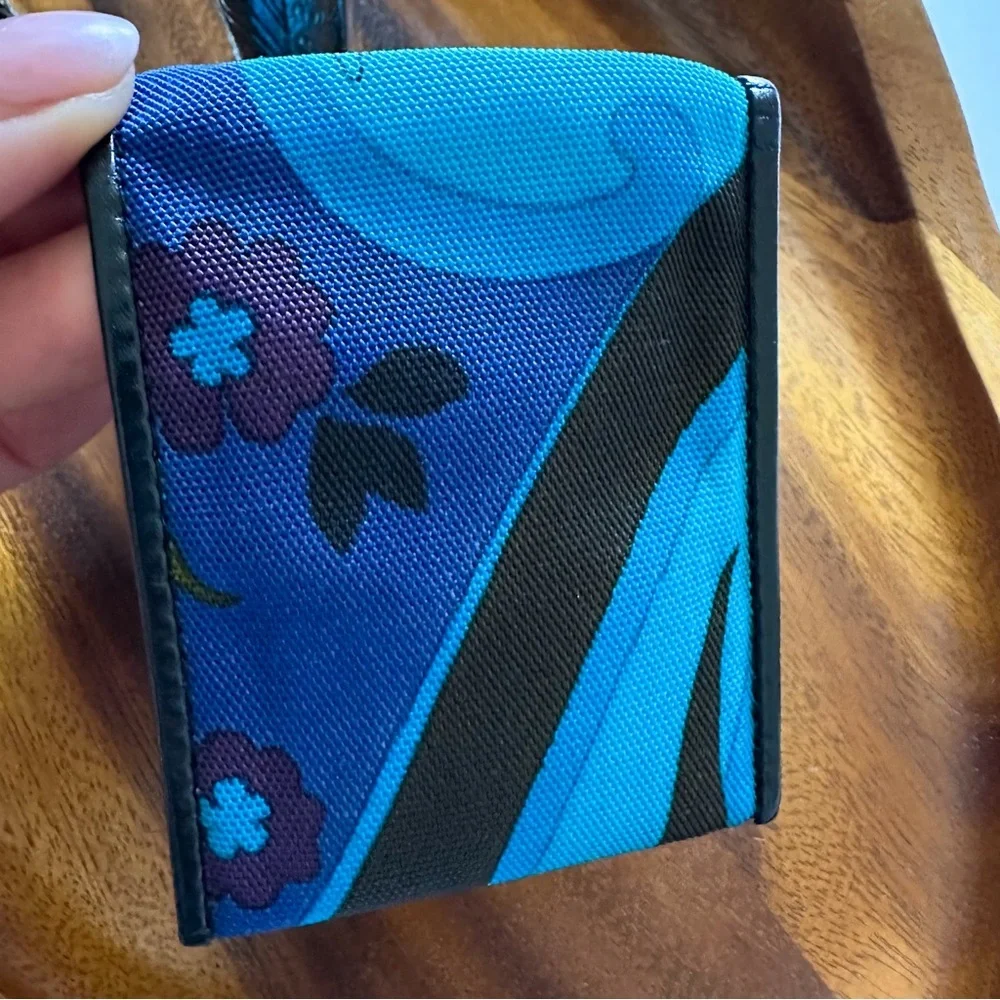 Tom Ford  Gucci Turquoise Print Logo  Condom Wallet Holder Collector’s Piece HTF